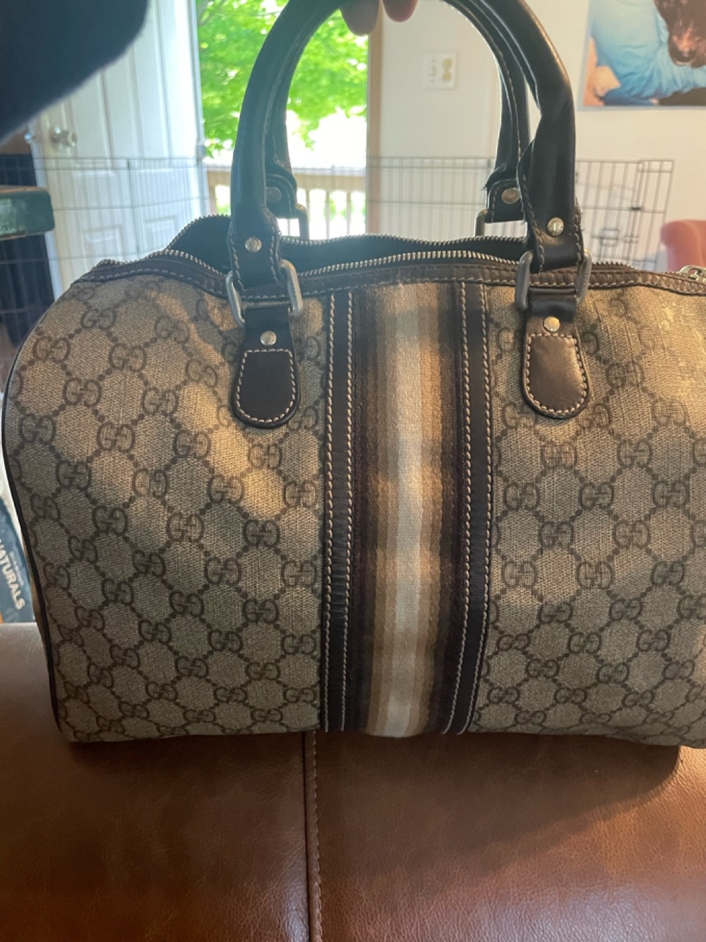 Gucci Brown Monogram Boston bag with authenticity certificate *